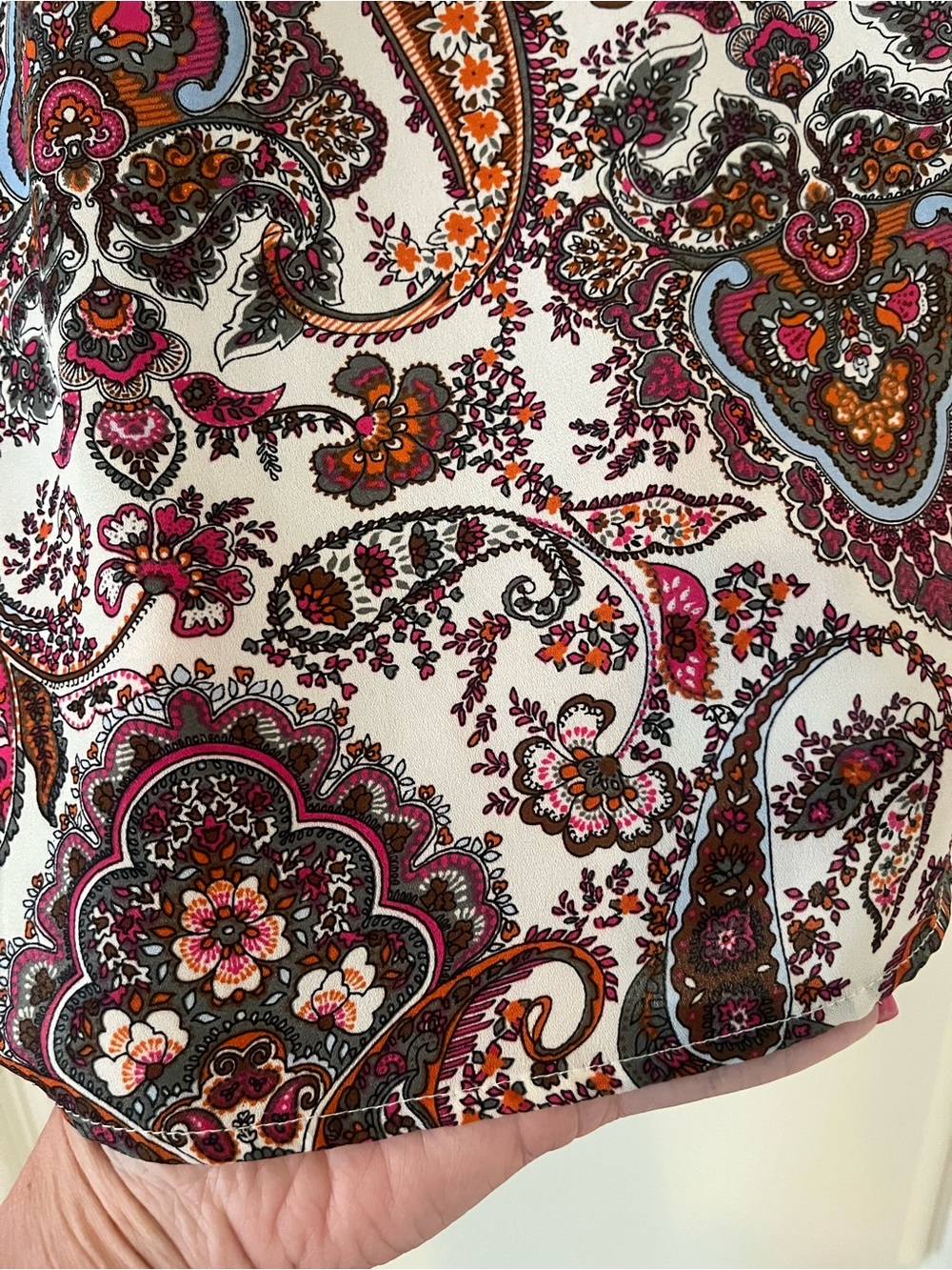 DR2 Paisley Short Sleeve Blouse Scoop Neck Women’s Size Medium - Picture 7 of 15